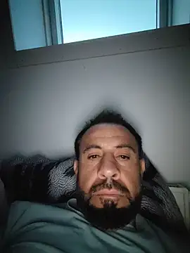 Snapshot of mykelem chatting on 07-18-26, 08:23 mykelem online show from 07-18-26, 08:23