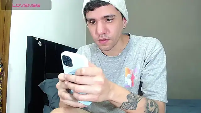 Matteo12  online show from 02-03-26, 06:40