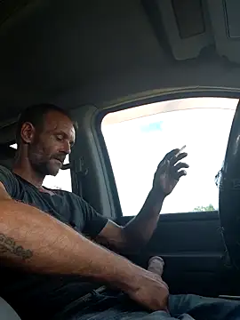 Hungwell1515 online show from 10-22-25, 02:39