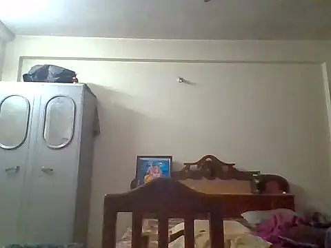 Snapshot of harish_x chatting on 03-19-26, 04:55 harish x online show from 03-19-26, 04:55
