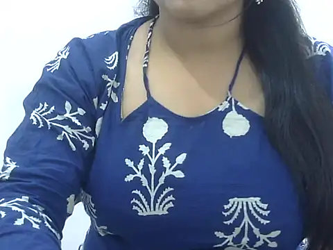 LIYO  online show from 06-03-26, 05:54