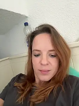 Snapshot of SexyMilf_37 chatting on 10-04-25, 03:10 SexyMilf 37 online show from 10-04-25, 03:10