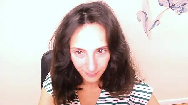 Snapshot of AlissaJersi chatting on 09-18-25, 08:16 AlissaJersi online show from 09-18-25, 08:16