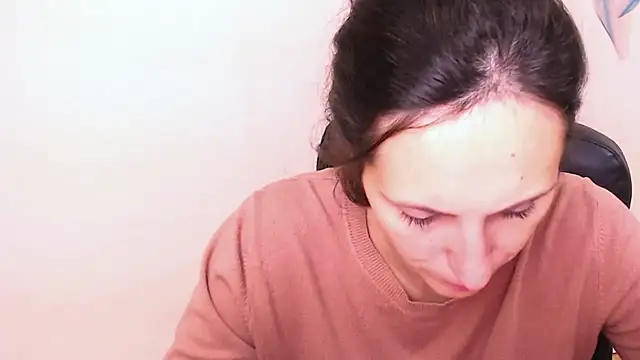 Snapshot of AlissaJersi chatting on 10-01-25, 09:15 AlissaJersi online show from 10-01-25, 09:15