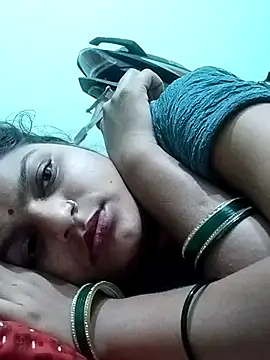 Hot mirchjii online show from 09-12-25, 04:18