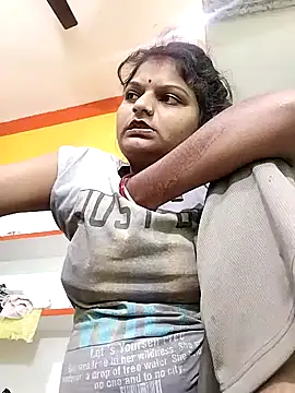 Hot mirchjii online show from 10-11-25, 10:30