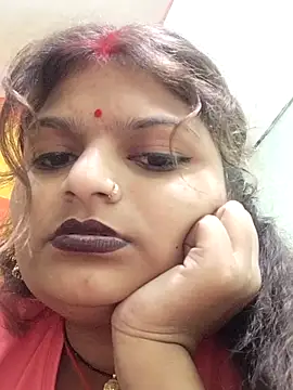 Hot mirchjii online show from 10-28-25, 03:25