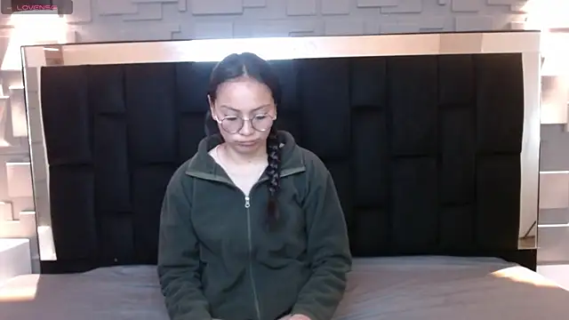 katalina07 1 online show from 10-04-25, 12:47