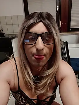 sina sun25 online show from 12-13-25, 07:53