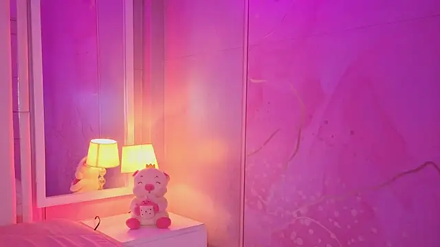 luna hot ass online show from 04-11-26, 08:46