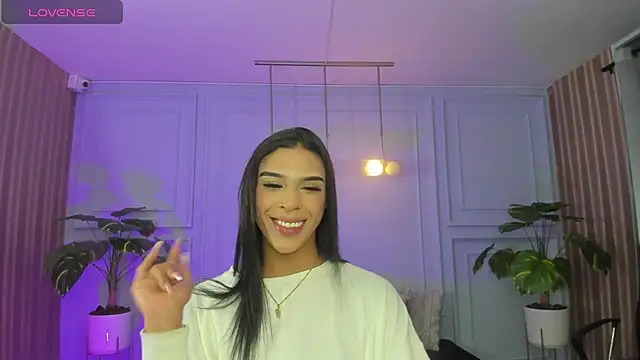 keytinthomson  online show from 03-24-26, 07:08