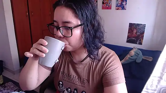 Snapshot of saenz_eymi chatting on 09-25-25, 06:44 saenz eymi online show from 09-25-25, 06:44