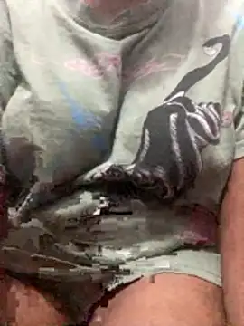 Snapshot of madu-Nisansa chatting on 11-19-25, 09:59 madu-Nisansa online show from 11-19-25, 09:59