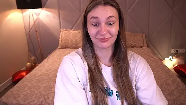 Snapshot of DiamondGoldie chatting on 02-28-26, 08:21 DiamondGoldie online show from 02-28-26, 08:21