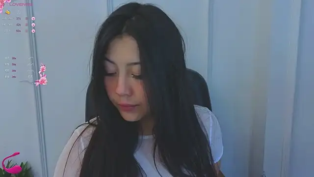 Kuro Ren online show from 11-10-25, 01:54