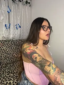 Linda Bellucci online show from 04-09-26, 04:23