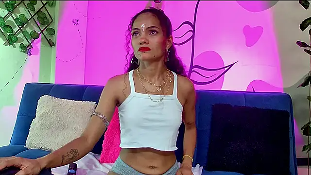 Karen Ariass online show from 07-11-26, 02:25