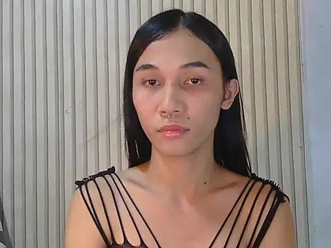 Urfucking khloe1 online show from 03-08-26, 03:43