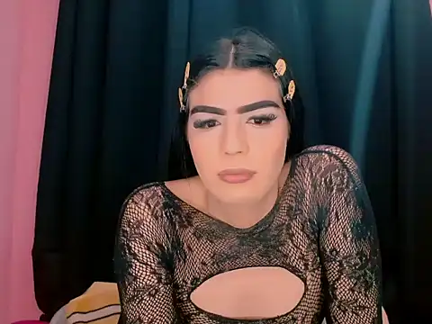 Snapshot of _crystal23_ chatting on 09-30-25, 11:32 crystal23 online show from 09-30-25, 11:32