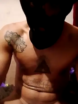 Golonzo1996 online show from 11-25-25, 01:38