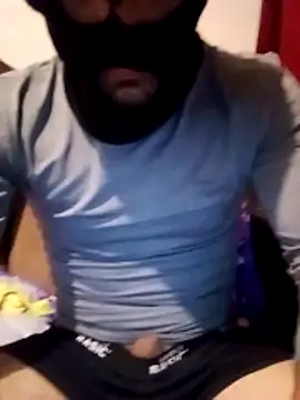 Golonzo1996 online show from 11-27-25, 08:33