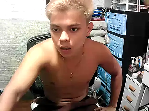 Pinoy slutcummer69 online show from 06-06-26, 08:30