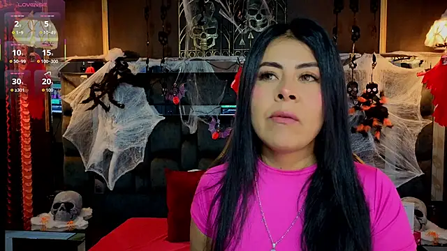 Aniajoness  online show from 10-28-25, 03:54