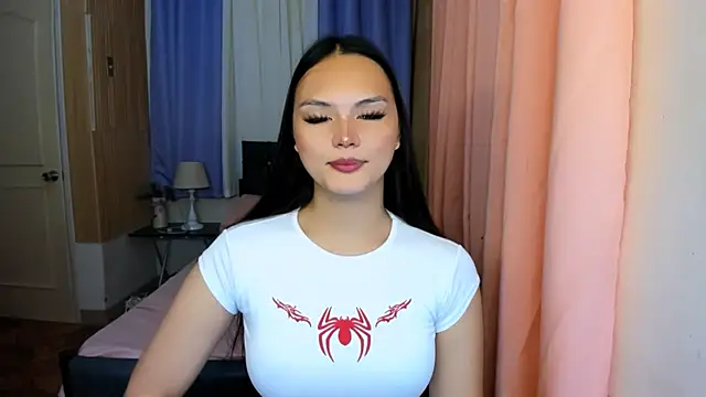 Snapshot of ameliamaureen chatting on 07-04-26, 04:07 ameliamaureen online show from 07-04-26, 04:07
