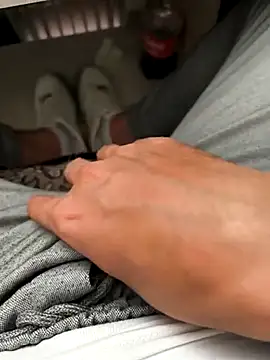 Snapshot of Ersin_meral chatting on 09-16-25, 08:48 Ersin meral online show from 09-16-25, 08:48