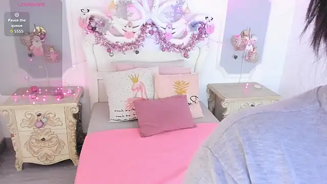 MeganStar   online show from 11-22-25, 12:04