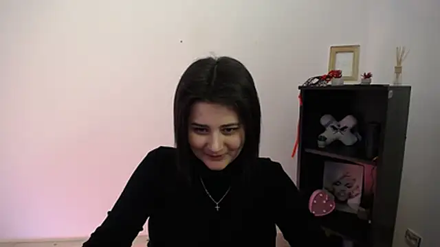 Snapshot of Katrin_kiss_ chatting on 01-12-26, 02:11 Katrin kiss online show from 01-12-26, 02:11