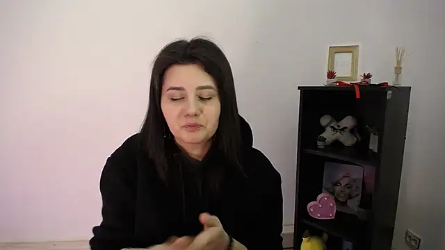 Snapshot of Katrin_kiss_ chatting on 02-05-26, 01:27 Katrin kiss online show from 02-05-26, 01:27