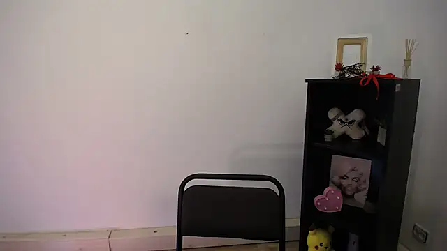 Snapshot of Katrin_kiss_ chatting on 02-09-26, 02:32 Katrin kiss online show from 02-09-26, 02:32