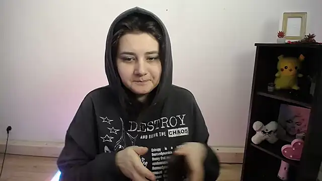 Snapshot of Katrin_kiss_ chatting on 02-23-26, 02:14 Katrin kiss online show from 02-23-26, 02:14