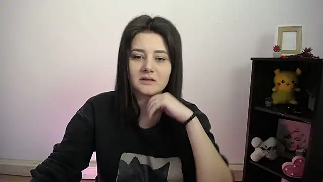 Snapshot of Katrin_kiss_ chatting on 02-27-26, 01:00 Katrin kiss online show from 02-27-26, 01:00