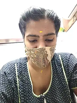 Tamil-Meenu12 online show from 12-15-25, 07:01