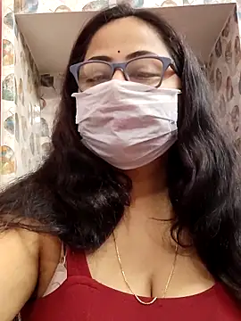 nisha 1110 online show from 04-13-26, 02:44