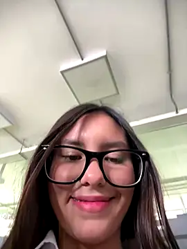 Snapshot of Katie_rawwww chatting on 09-08-25, 02:49 Katie rawwww online show from 09-08-25, 02:49