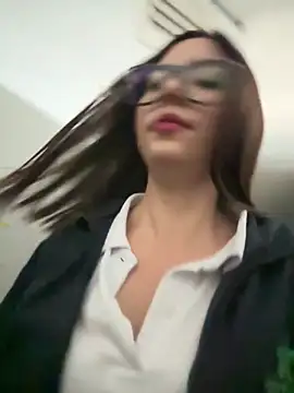 Snapshot of Katie_rawwww chatting on 09-26-25, 01:26 Katie rawwww online show from 09-26-25, 01:26