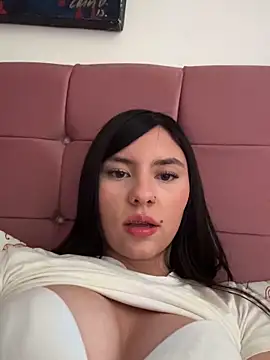 Snapshot of Katie_rawwww chatting on 03-01-26, 08:44 Katie rawwww online show from 03-01-26, 08:44