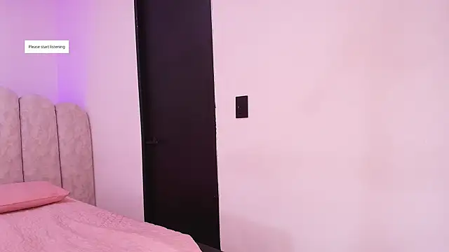 Snapshot of Karla_hilton1 chatting on 07-09-26, 11:58 Karla hilton1 online show from 07-09-26, 11:58