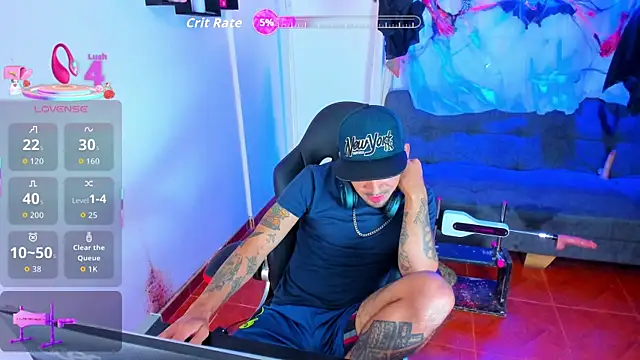 Snapshot of Brolyn_X chatting on 10-30-25, 02:46 Brolyn X online show from 10-30-25, 02:46