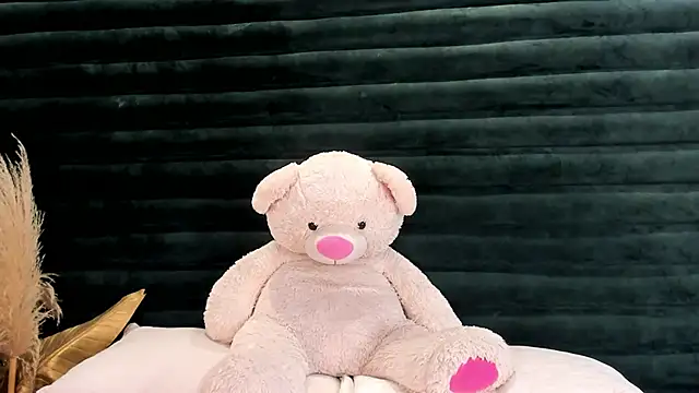 LiliCarterm online show from 03-21-26, 01:43