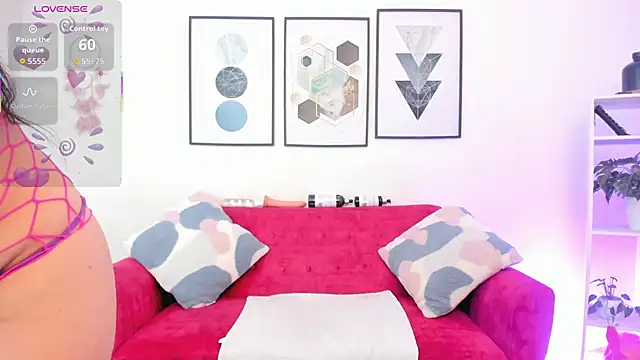 yunna7 online show from 02-11-26, 11:26