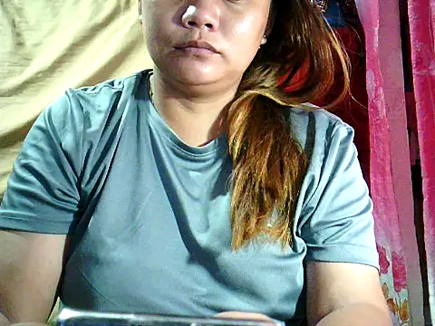 Snapshot of yuana25 chatting on 06-07-26, 11:36 yuana25 online show from 06-07-26, 11:36