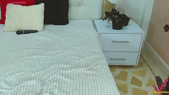 WildScarlet online show from 01-28-25, 06:39