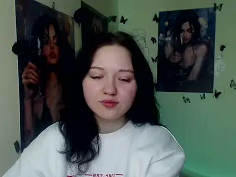 LadyAlice  online show from 02-02-26, 07:18