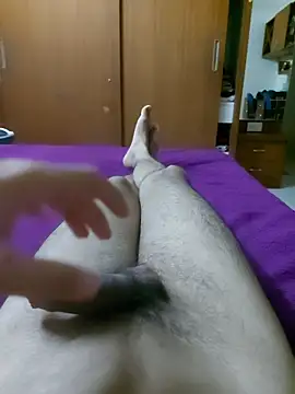 Snapshot of youngcock50 chatting on 11-12-25, 02:39 youngcock50 online show from 11-12-25, 02:39