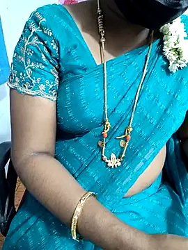 Snapshot of lolida69thamil chatting on 01-12-26, 05:23 lolida69thamil online show from 01-12-26, 05:23