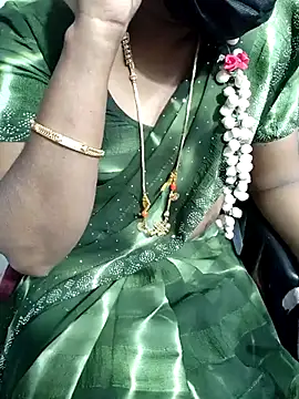 Snapshot of lolida69thamil chatting on 01-16-26, 05:44 lolida69thamil online show from 01-16-26, 05:44